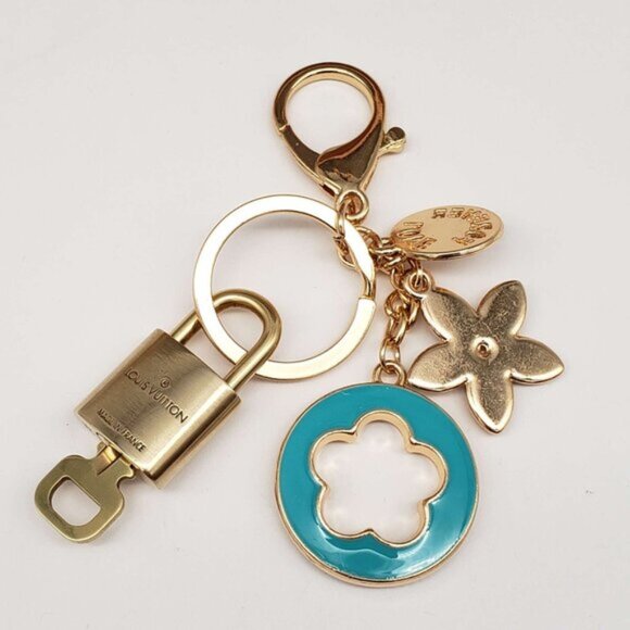 Authentic Louis Vuitton Lock & Key with unbranded Bagcharm, Keycharm, Keychain - Picture 2 of 7